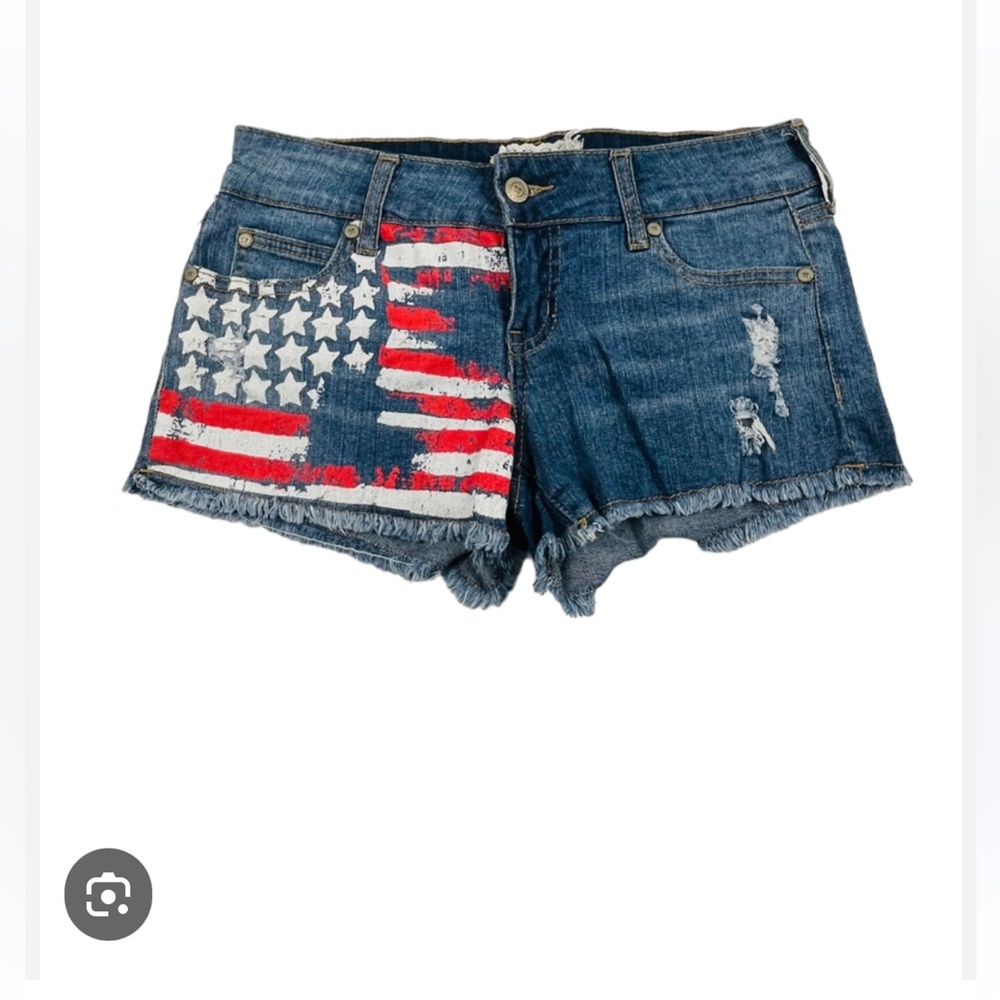 Like NEW Altar'd State American Flag 29 Shorts Distressed Denim